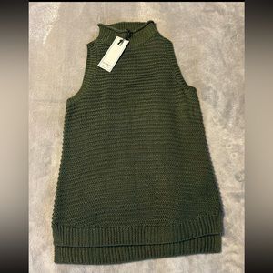 Cotton : On Lindy Mock Neck Tank Jungle Green Size XS